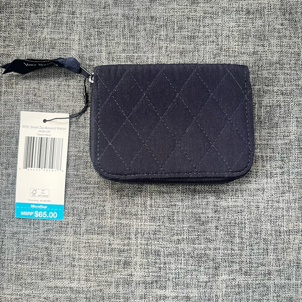 NWT Vera Bradley Quilted Classic Navy RFID Small Zip-Around Wallet. Microfiber. - Picture 2 of 6
